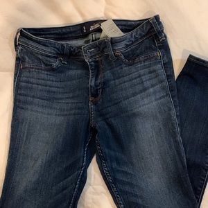 Hollister Jean Leggings, Juniors Size 9, Waist 29, In Excellent Used Condition.